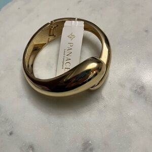 New Panacea Gold Bracelet Gold Tone Hinge Cuff Minimalist Chic Fashion Jewelry